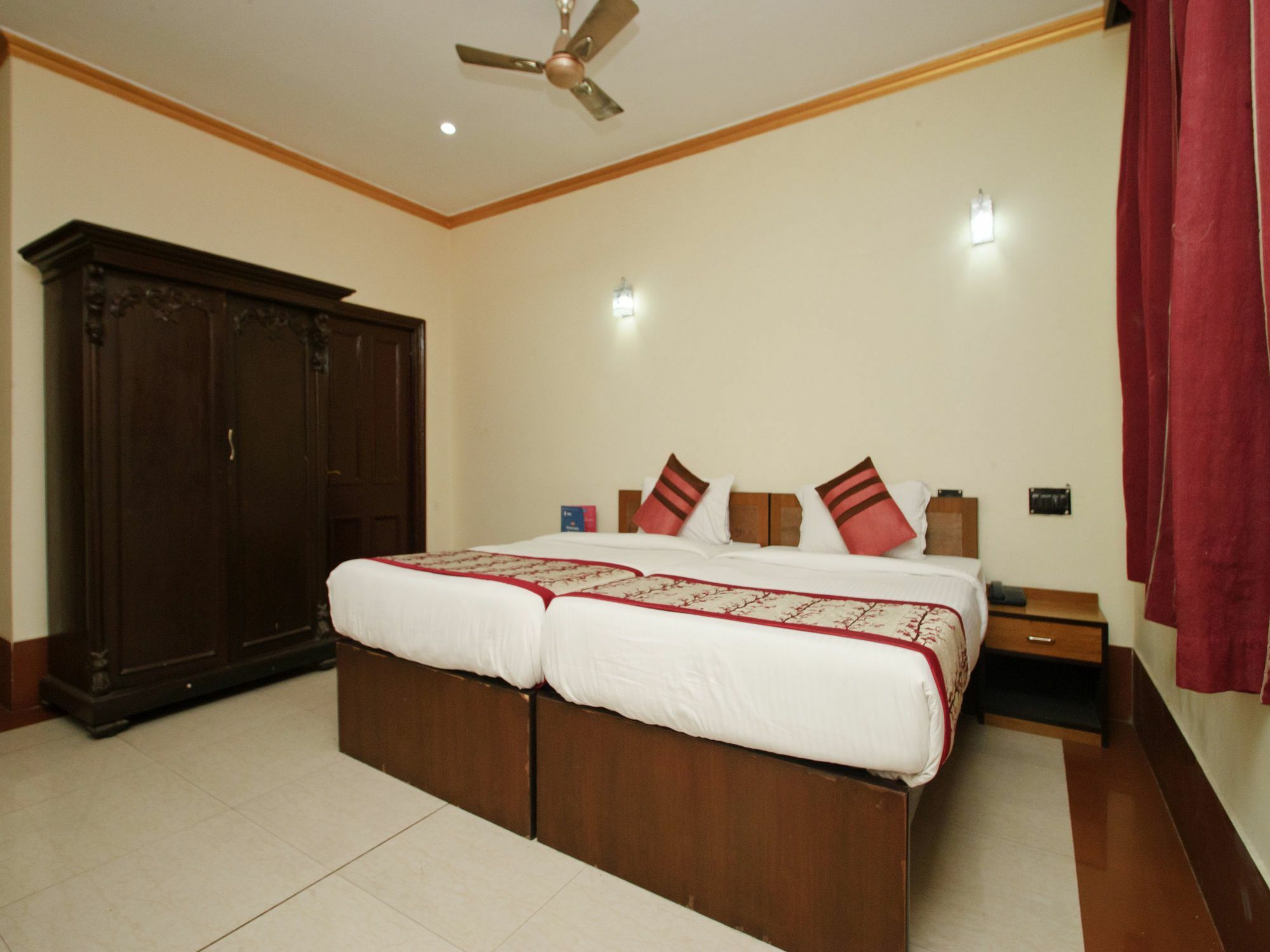 Oyo 5811 Seacom Inn Ymca Esplanade Kalkutta Exterior foto